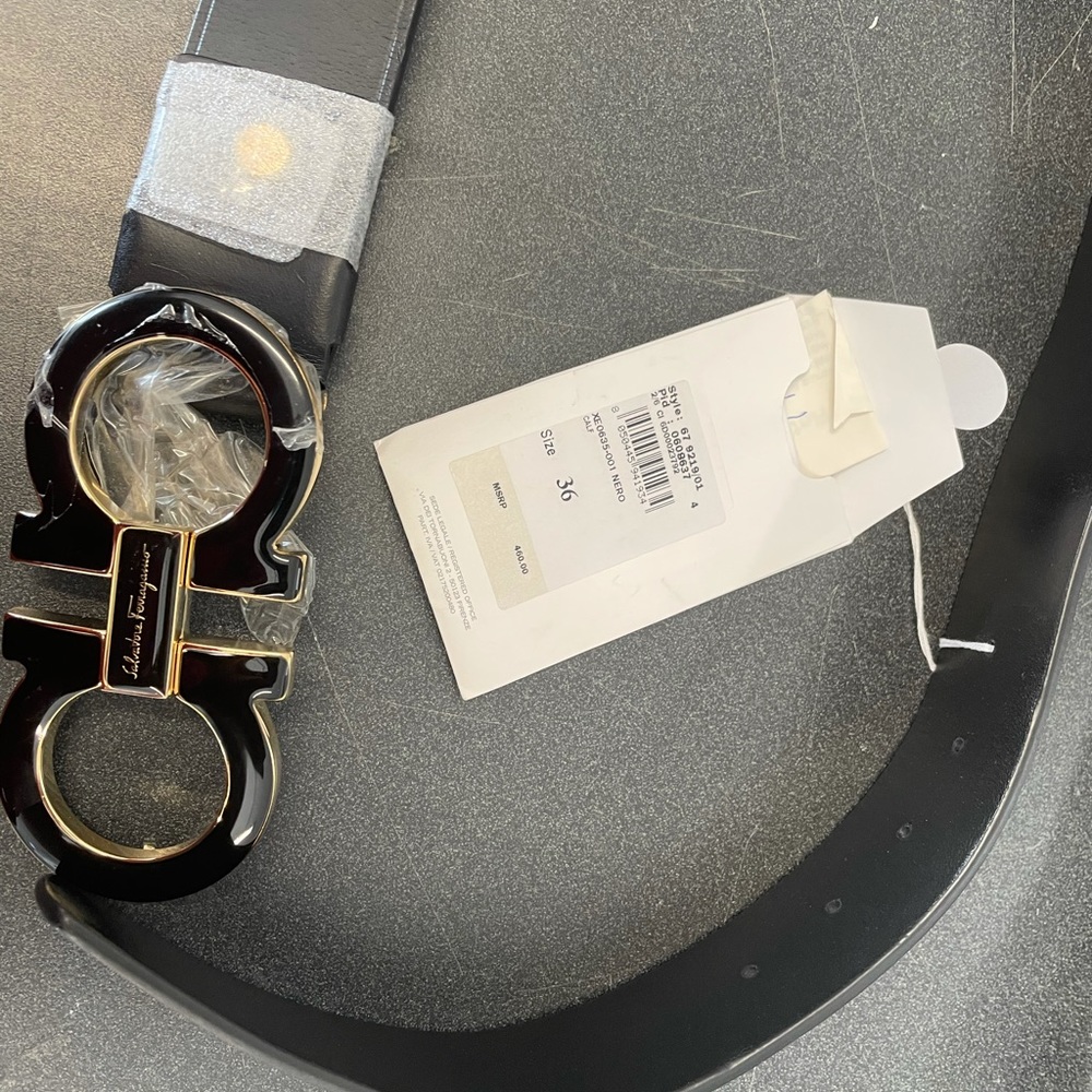 Brand new Ferragamo men’s belt. With tags